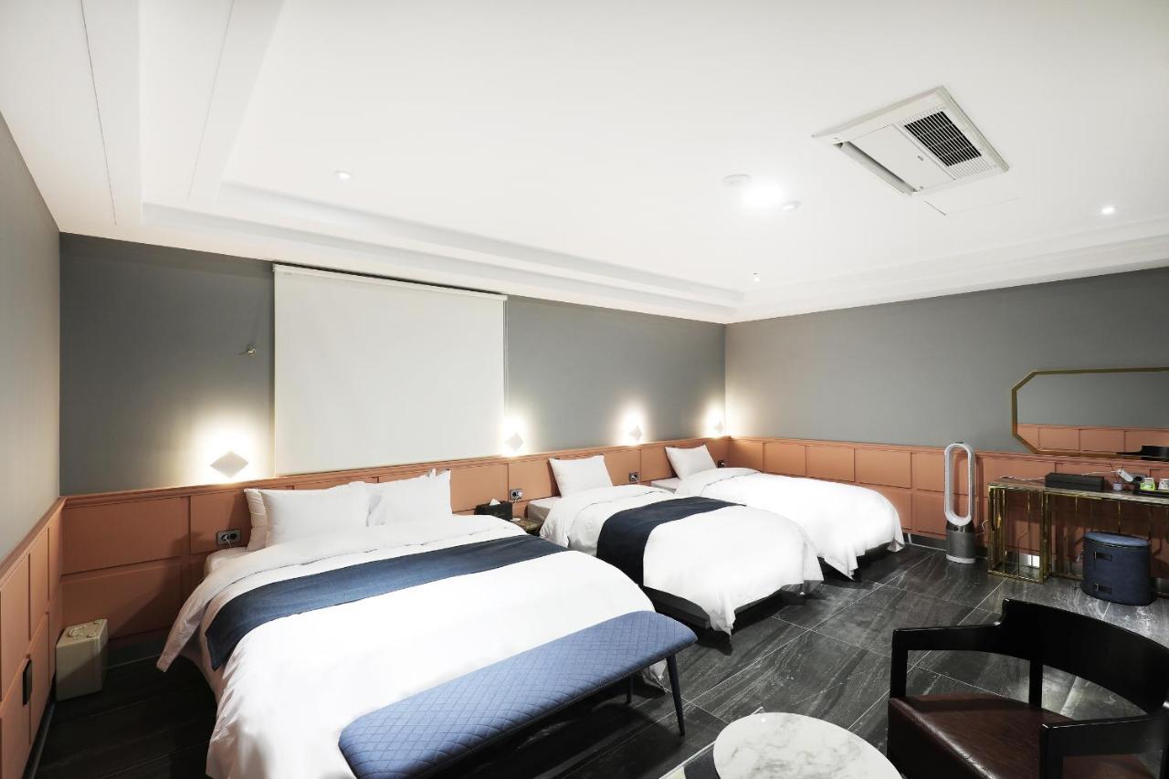 El Tower Hotel Gunsan Dış mekan fotoğraf