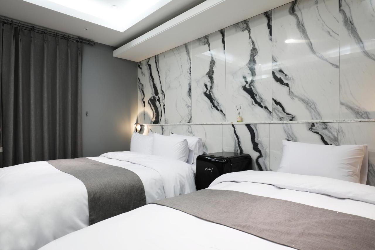 El Tower Hotel Gunsan Dış mekan fotoğraf