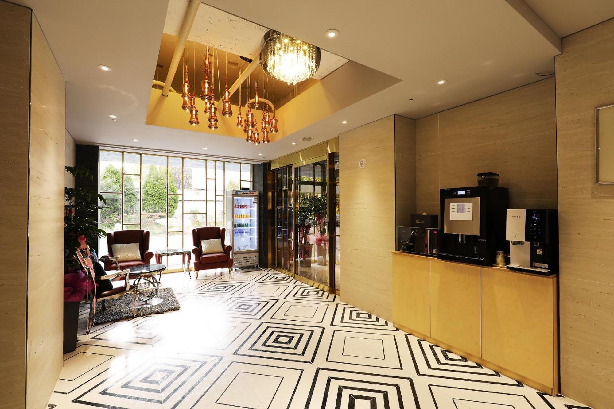 El Tower Hotel Gunsan Dış mekan fotoğraf